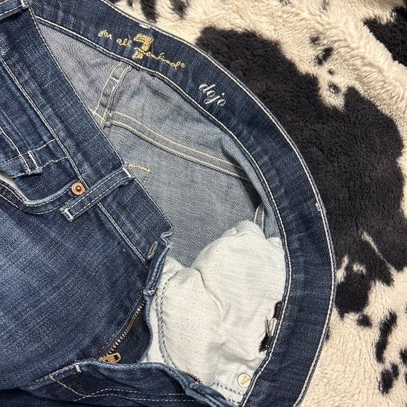 Dark Blue Women's Jeans with Decorative Back Pocket Stitchin7FAMK Dojos - Picture 4 of 4